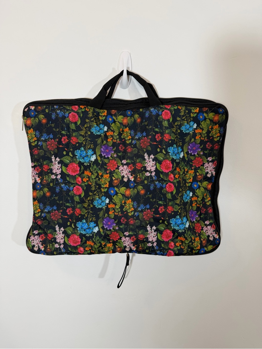 NWOT BumbleBella by Jill Martin XL Compression Packing Cube in Daisy Floral
